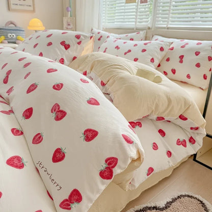 3pcs Duvet Cover Set Cartoon Strawberry Print