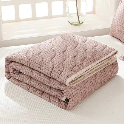 Soft and Clean Washable Summer Quilt