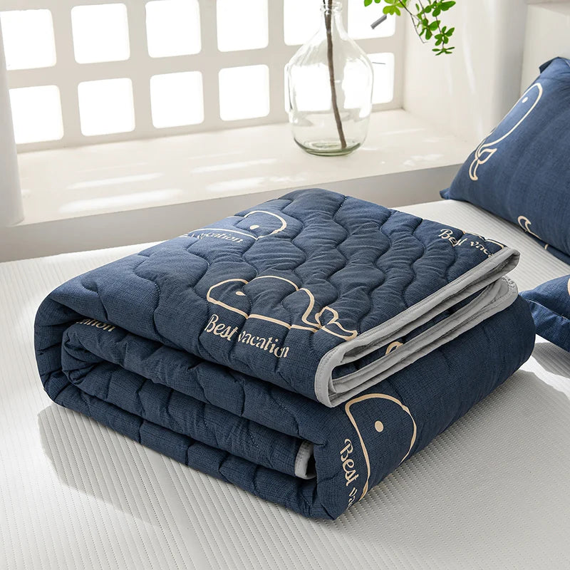 Soft and Clean Washable Summer Quilt
