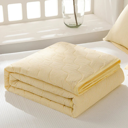 Soft and Clean Washable Summer Quilt