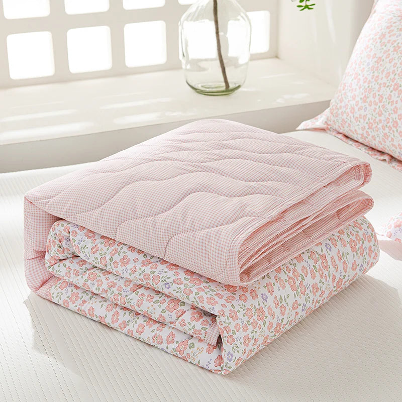 Soft and Clean Washable Summer Quilt